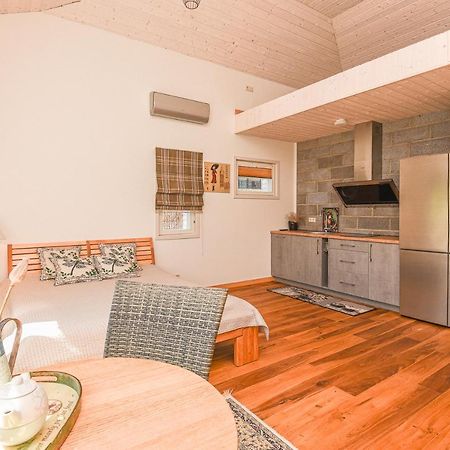 Geltondvaris Palanga Exteriör bild